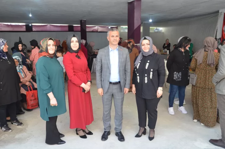 Yomra Kadın Girişimciler Pazarı kapıları açt