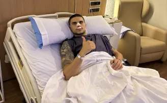 Trabzonspor'un savunma oyuncusu Marc Bartra, burnundan ameliyat edildi