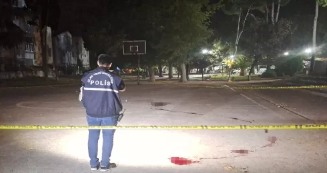 Samsun’da bıçaklı kavgada 1 kişi ağır yaralandı